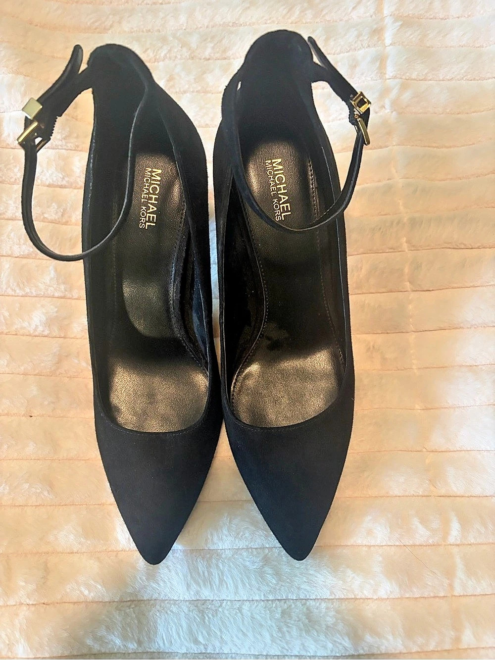 Michael Kors Black Pointed-Toe Heels with Gold-Tone Buckle - never worn 60